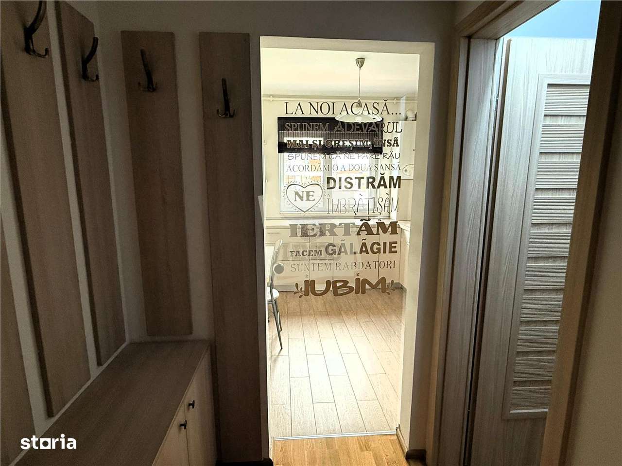 Apartament 3 camere 80mp Renovat zona Centrala-9