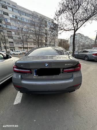 BMW Seria 5 530e xDrive - 9