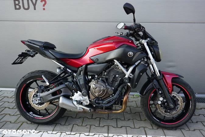 Yamaha MT - 2