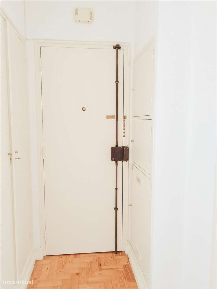 T2 na Graça arrendado por 825€/mes por mais 1 ano-6