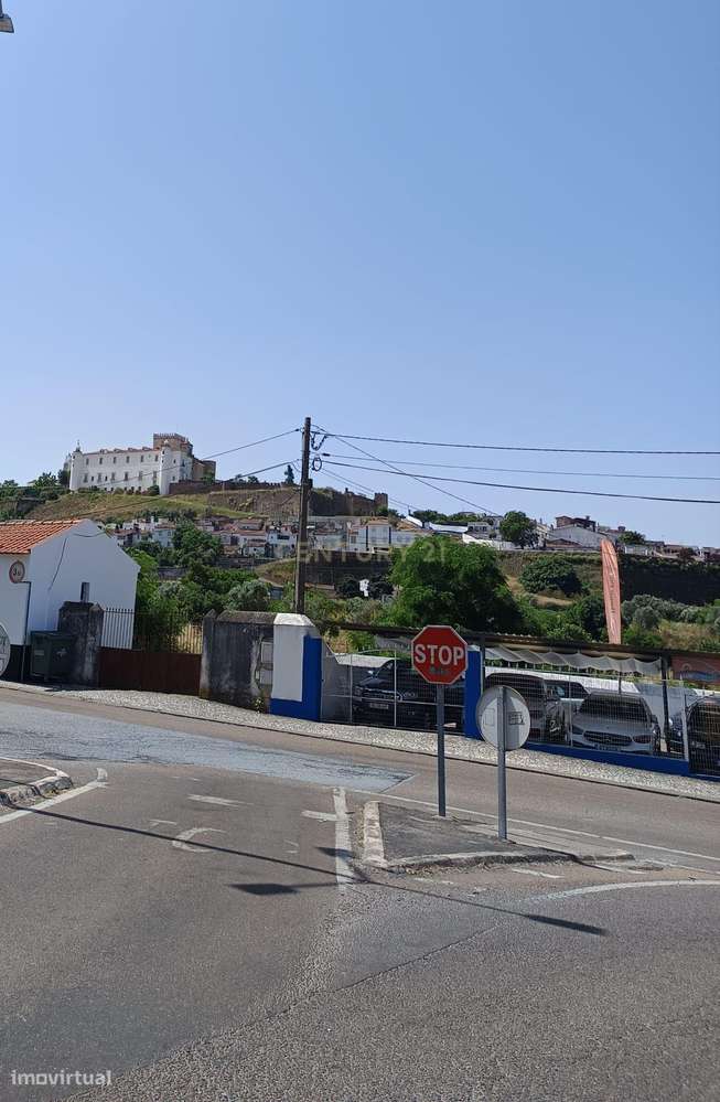 Espaçosa Moradia para Recuperação em Estremoz-18