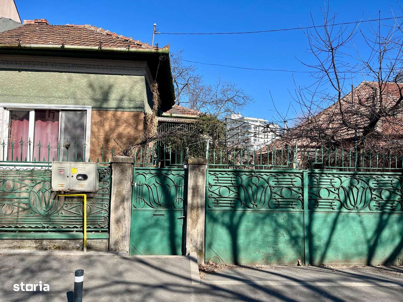 Vând casă cu teren mare în cartierul Mărăști-0