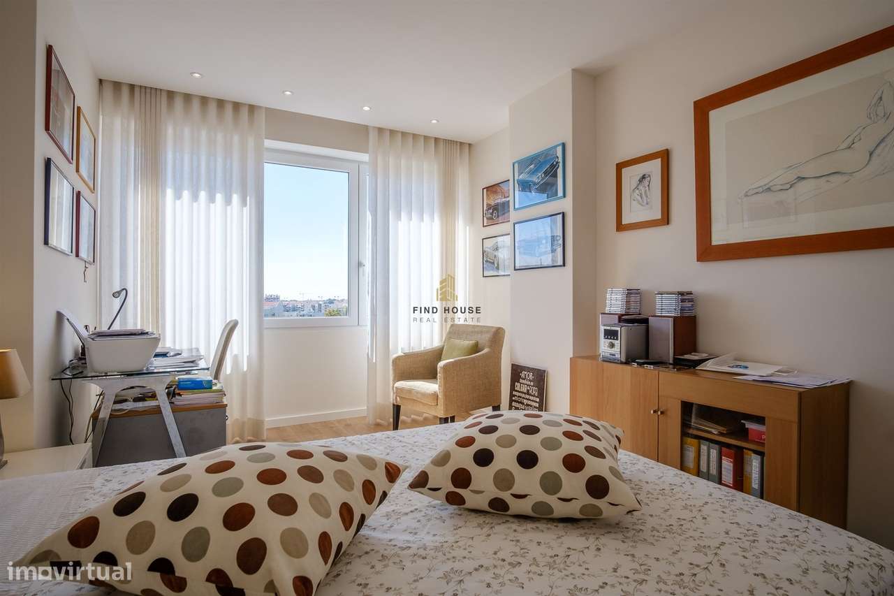 T2 com vista mar, garagem e arrecadação em Condomínio com piscina e ja-27