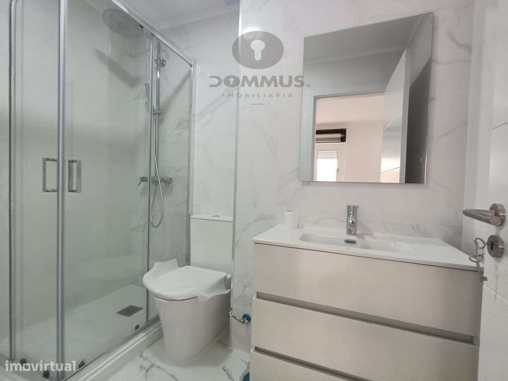 Apartamento T1 na Reboleira totalmente remodelado com terraço-12