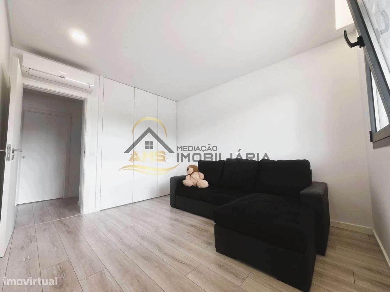 APARTAMENTO T3 COM TERRAÇO DE 186M²-25