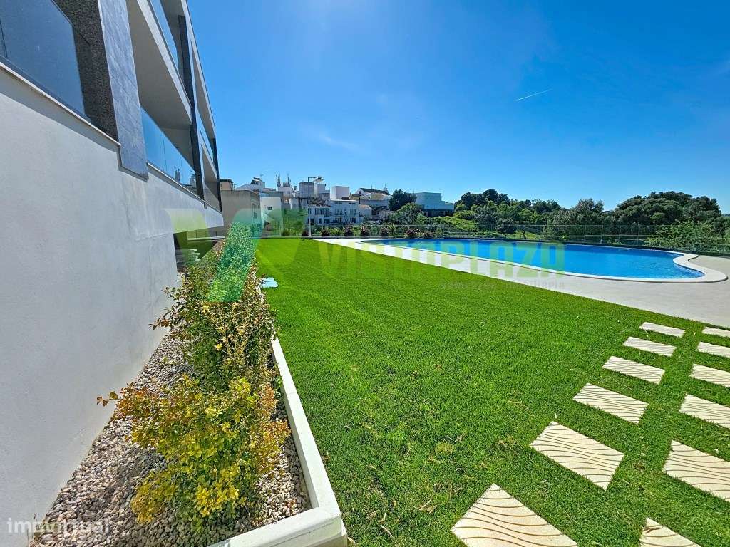 Apartamento T2 em Alvor com Terraço Privativo e Vista Ria de Alvor-30