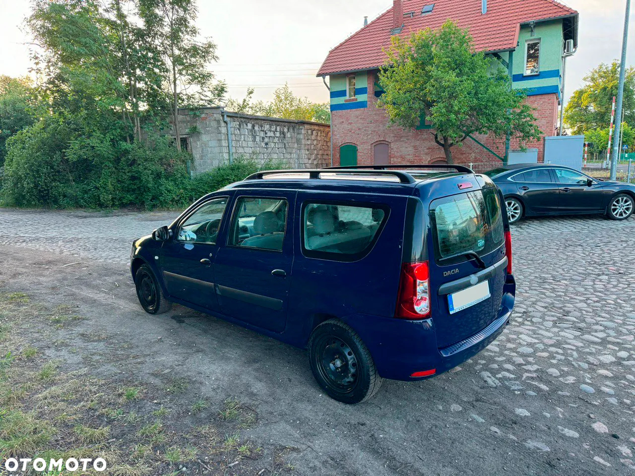Dacia Logan - 4