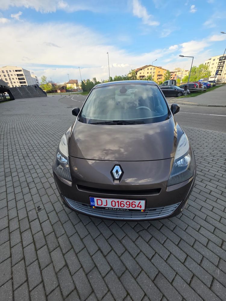 Renault Scenic III [2009 - 2016] 1.5dCi Expression 2013