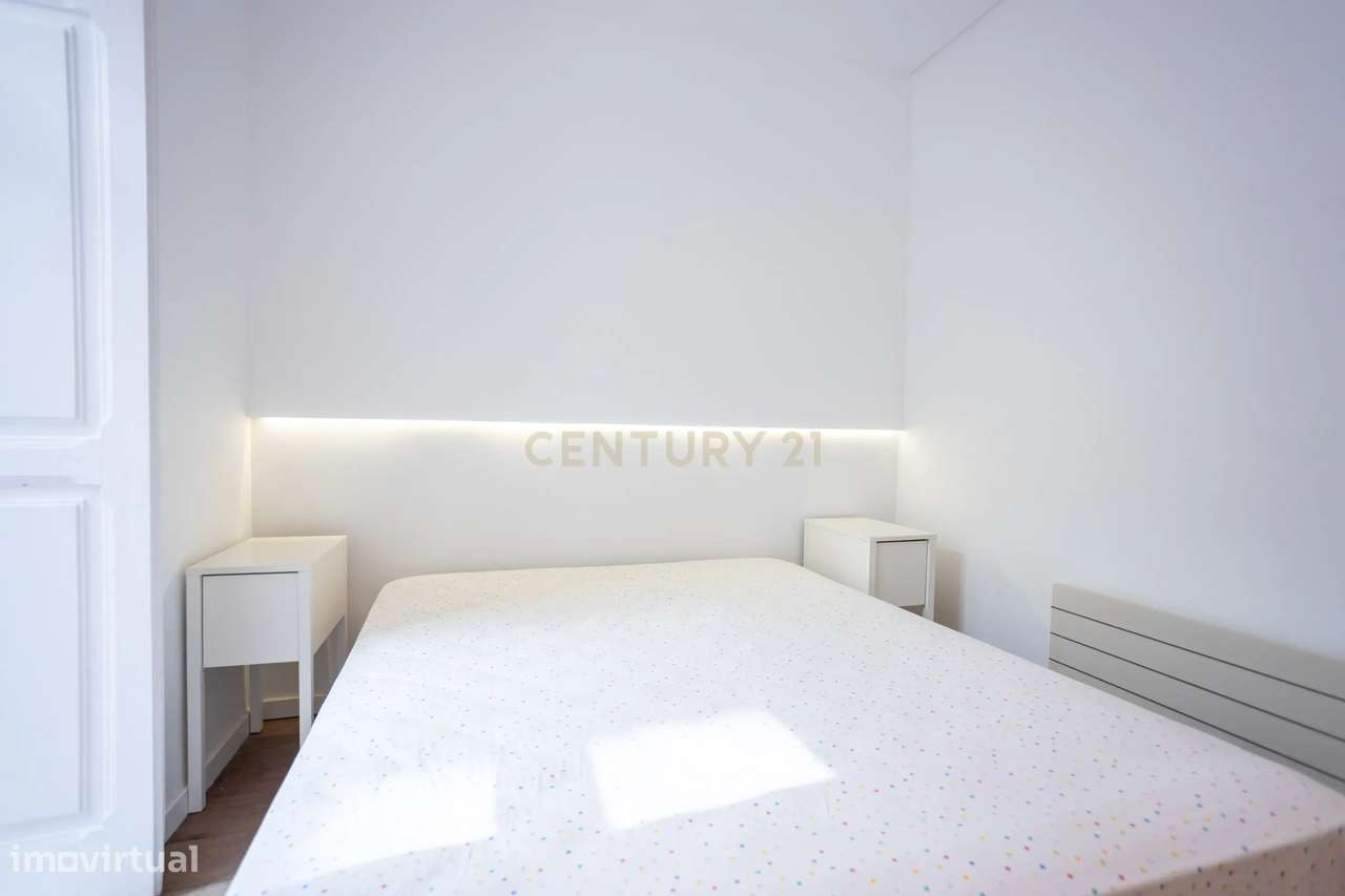 Apartamento T1+1 com logradouro a venda em Campo de Ourique!-10