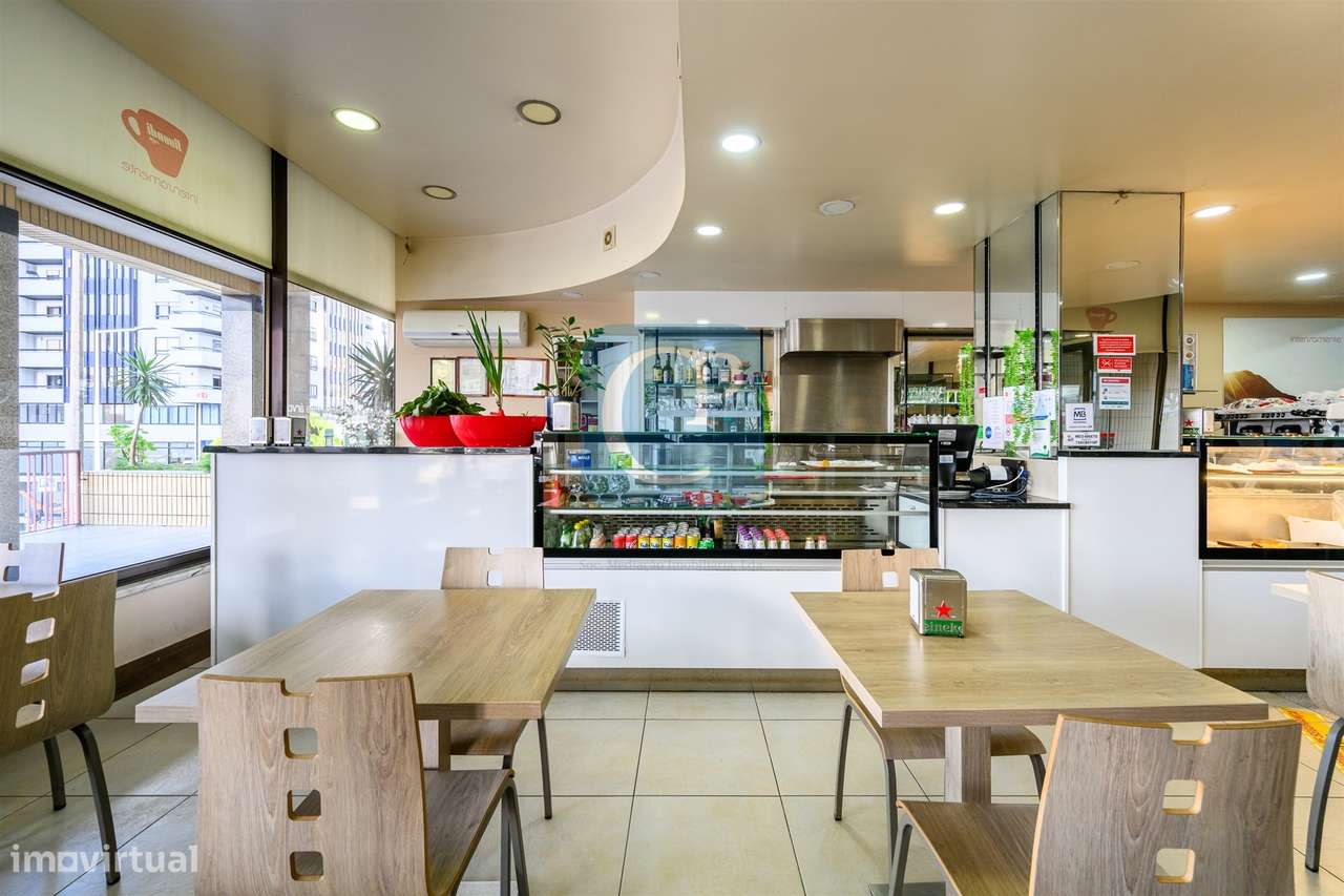 Café mobilado e equipado, em Vila Nova de Gaia - Grande imagem: 3/14