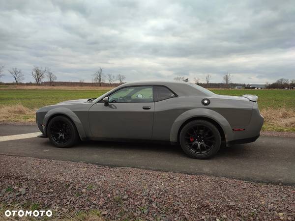 Dodge Challenger 3.6 SXT Plus - 3