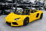 Lamborghini Aventador Roadster LP700-4 - 10