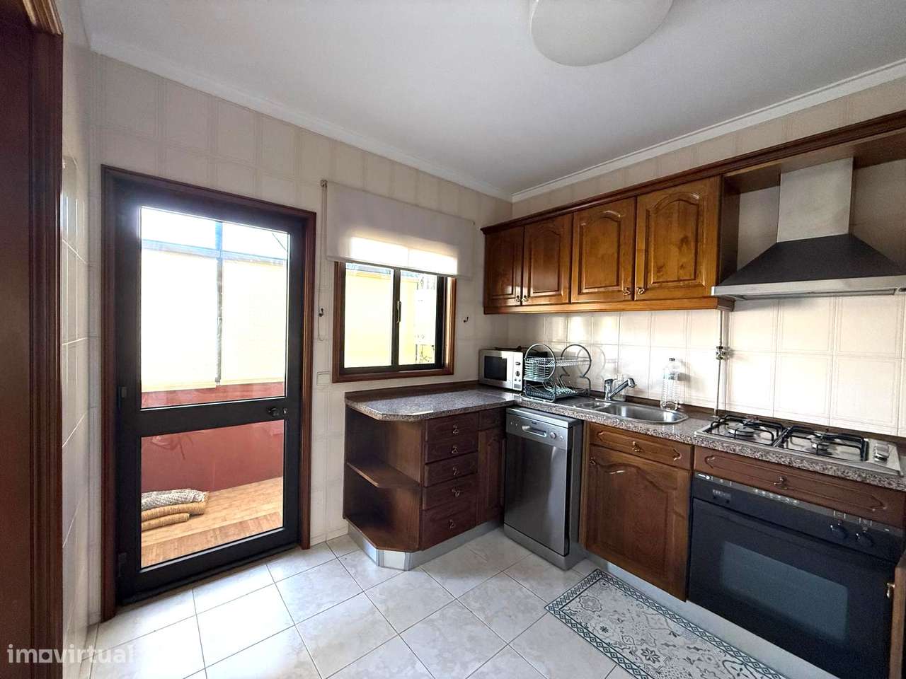 Apartamento de tipologia T3 localizado na zona da Praia do Furadouro-12
