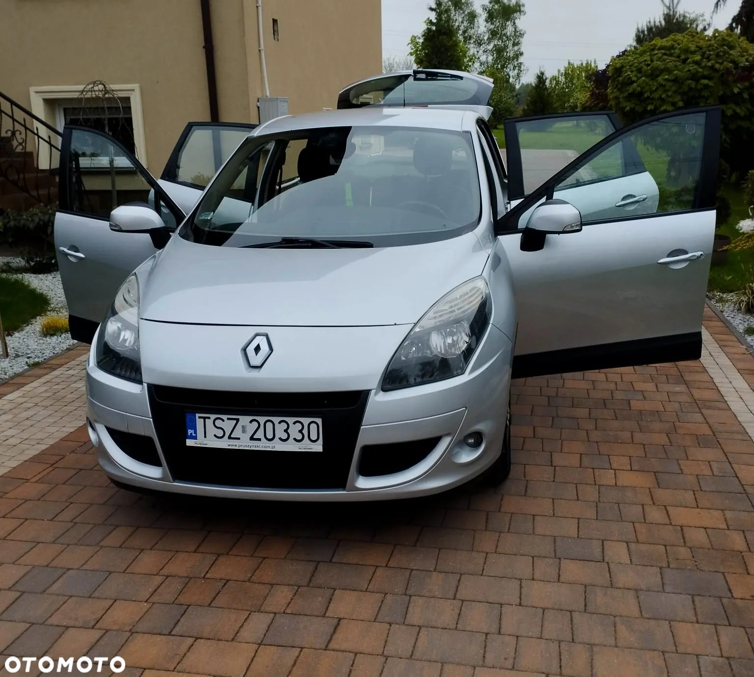 Renault Scenic dCi 110 FAP Dynamique - 3