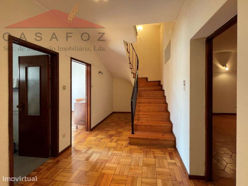 Venda Moradia T6 no Bairro dos Músicos-28