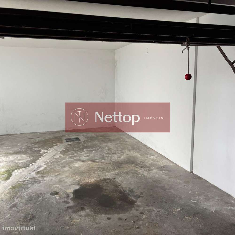 Apartamento T2 Totalmente Renovado no Centro de Vila do Conde-10