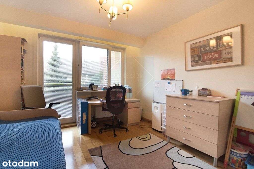 Dom z widokiem na zieleń przy metrze Natolin-16