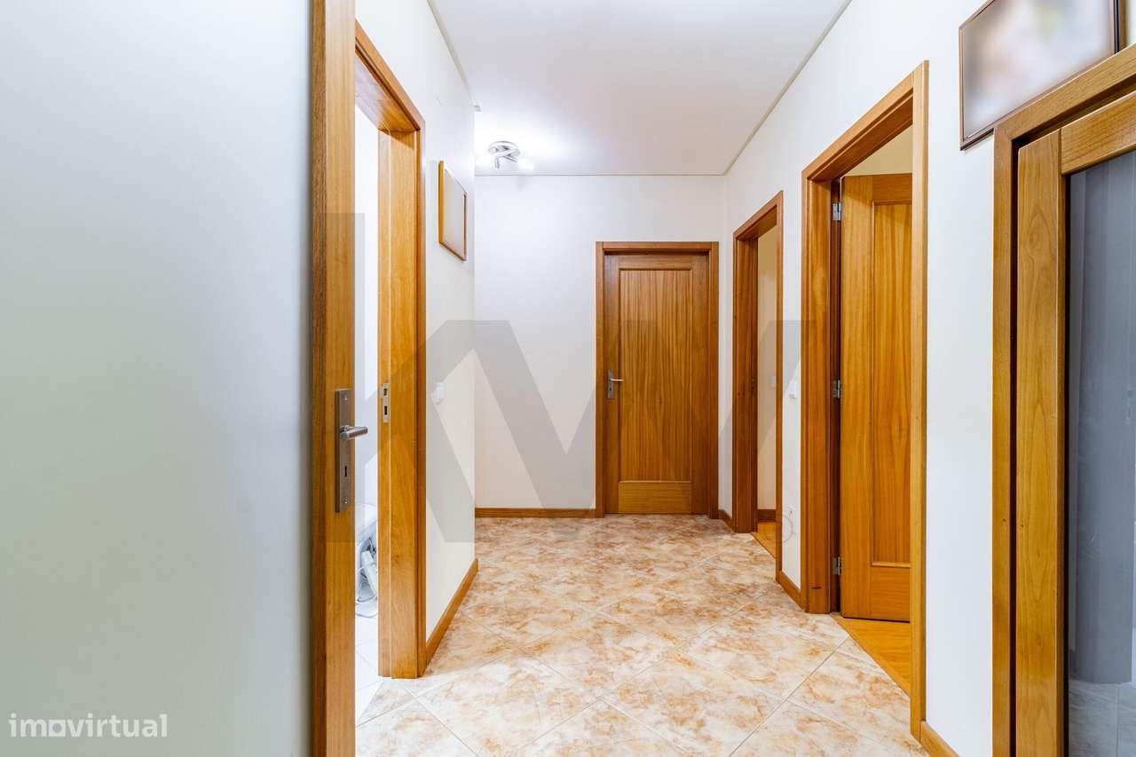 Apartamento T4 -Nogueira do Cravo – Oliveira de Azeméis!-11