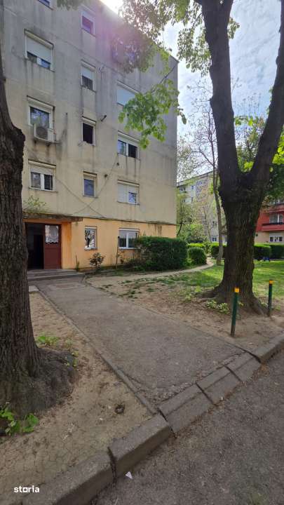 Apartament 3 camere – Zona Solidaritatii, etaj intermediar-2