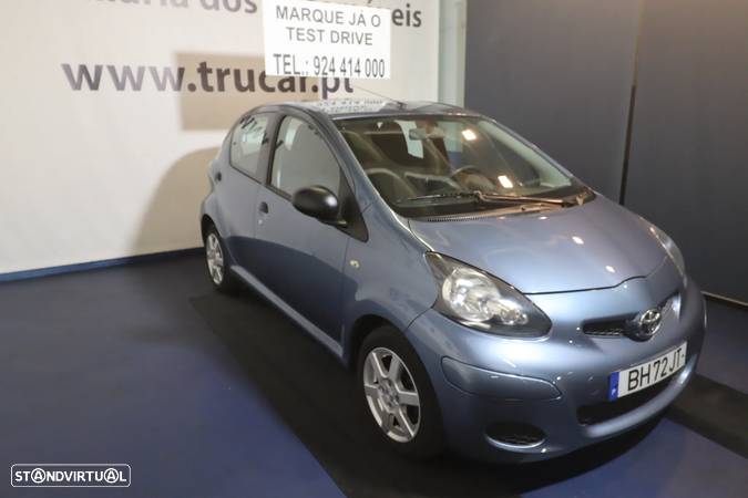 Toyota Aygo 1.0 Blue Edition+VSC - 1