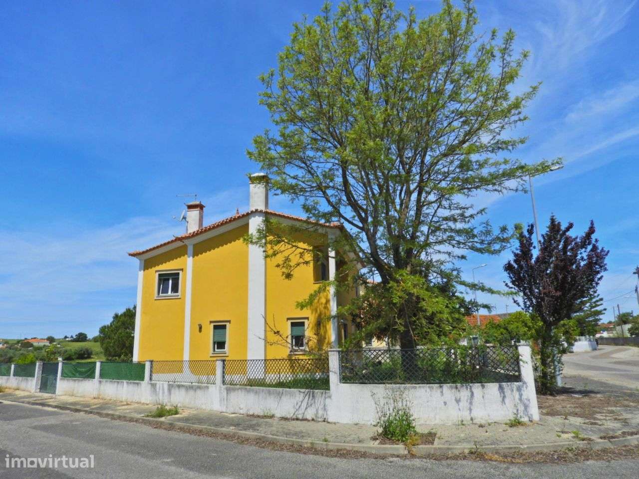 Moradia V4 com Garagem e Zona de Lazer - Grande imagem: 2/20