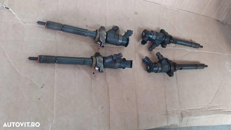 Injector Peugeot 308 1.6 hdi cod 0445110311 - 2