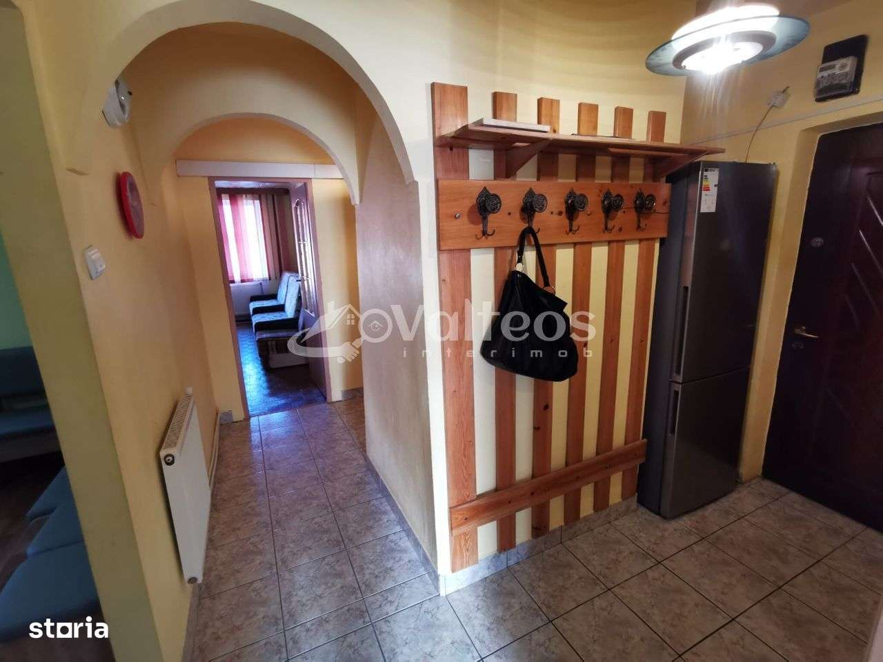 Reșița, apartament 4 camere (2X2), 120 mp, etaj 2, zona Universitate-13
