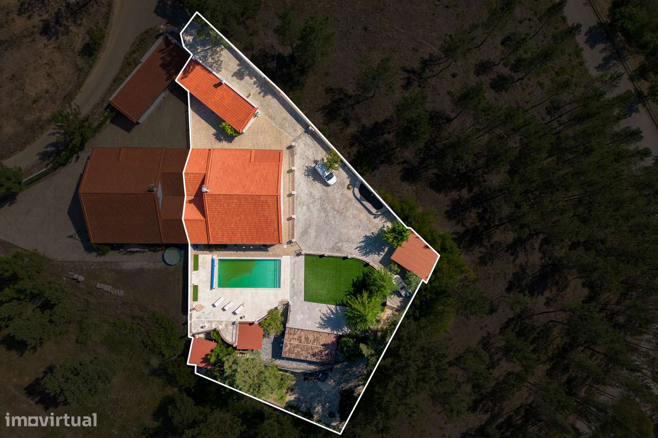 Moradia T2+2 | Piscina e Jardim | Vista Rio Zezêre | Dornes-50