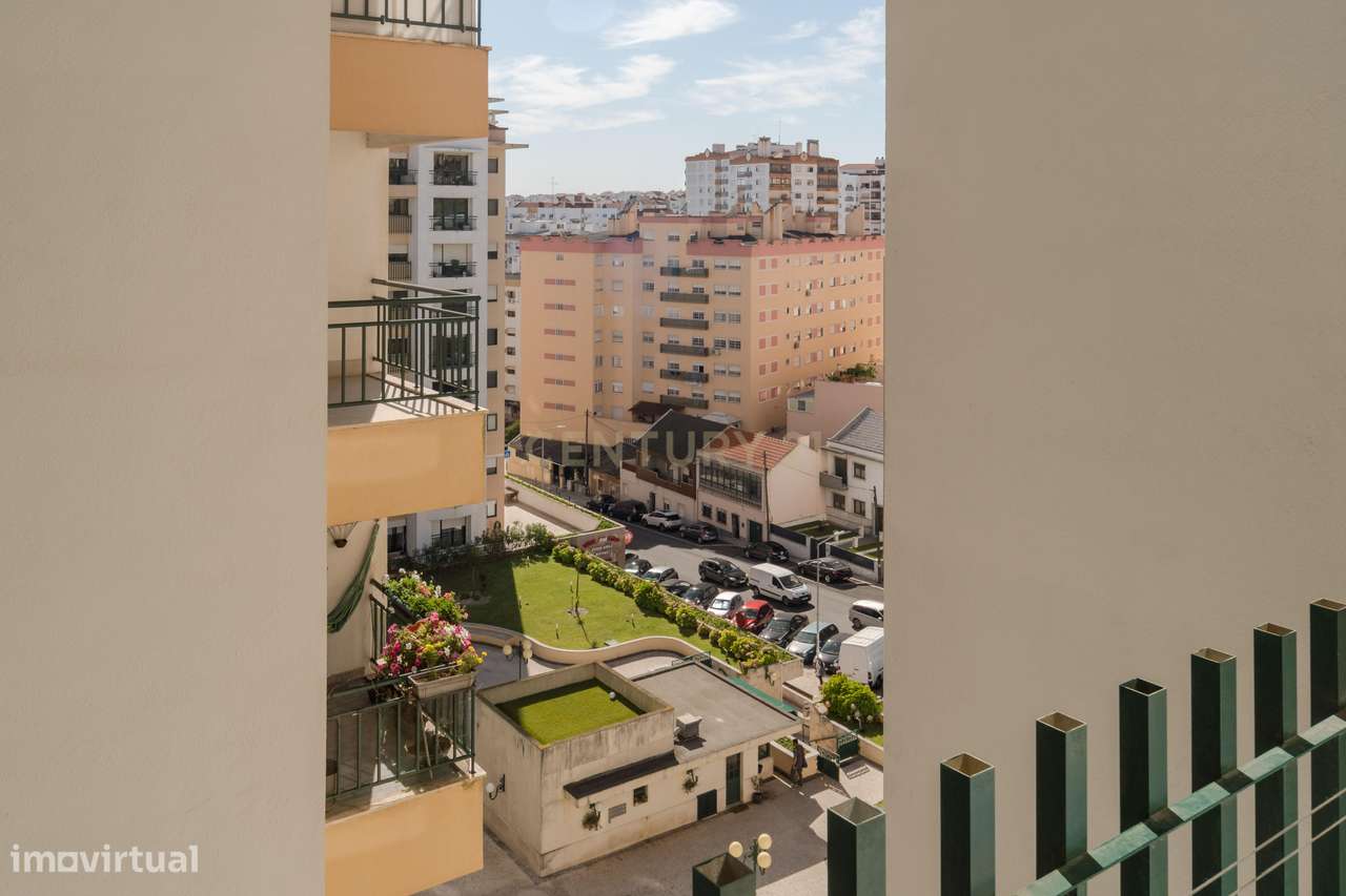 Apartamento T4 - Edifício Iberopa em Massamá, Sintra - Grande imagem: 5/37