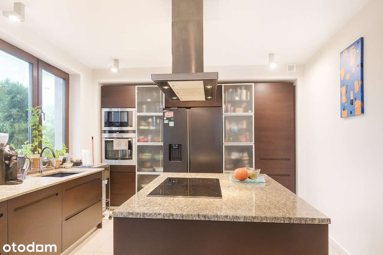 Komfortowy dom 177 m2 z pompą ciepła i dużym ogrodem 900m2 / Bielawa-5