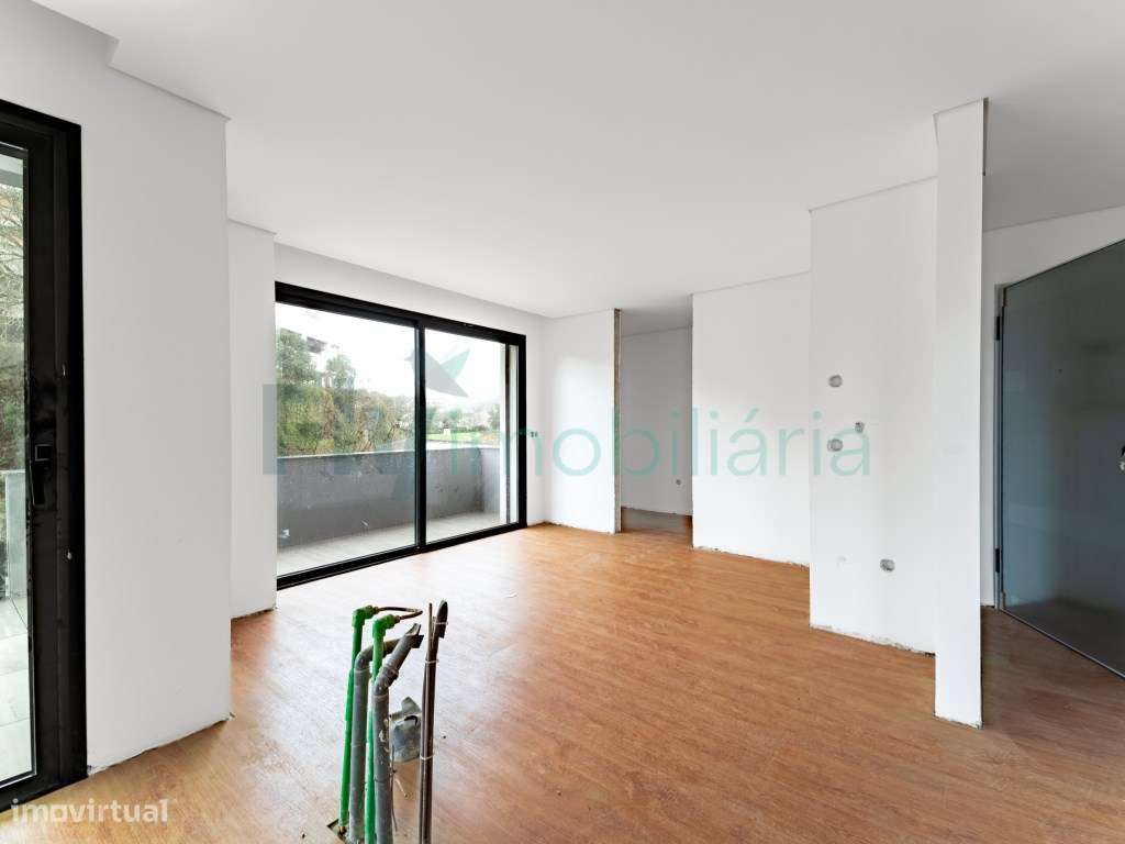 Apartamento T3 com excelente áreas em Lousada-7