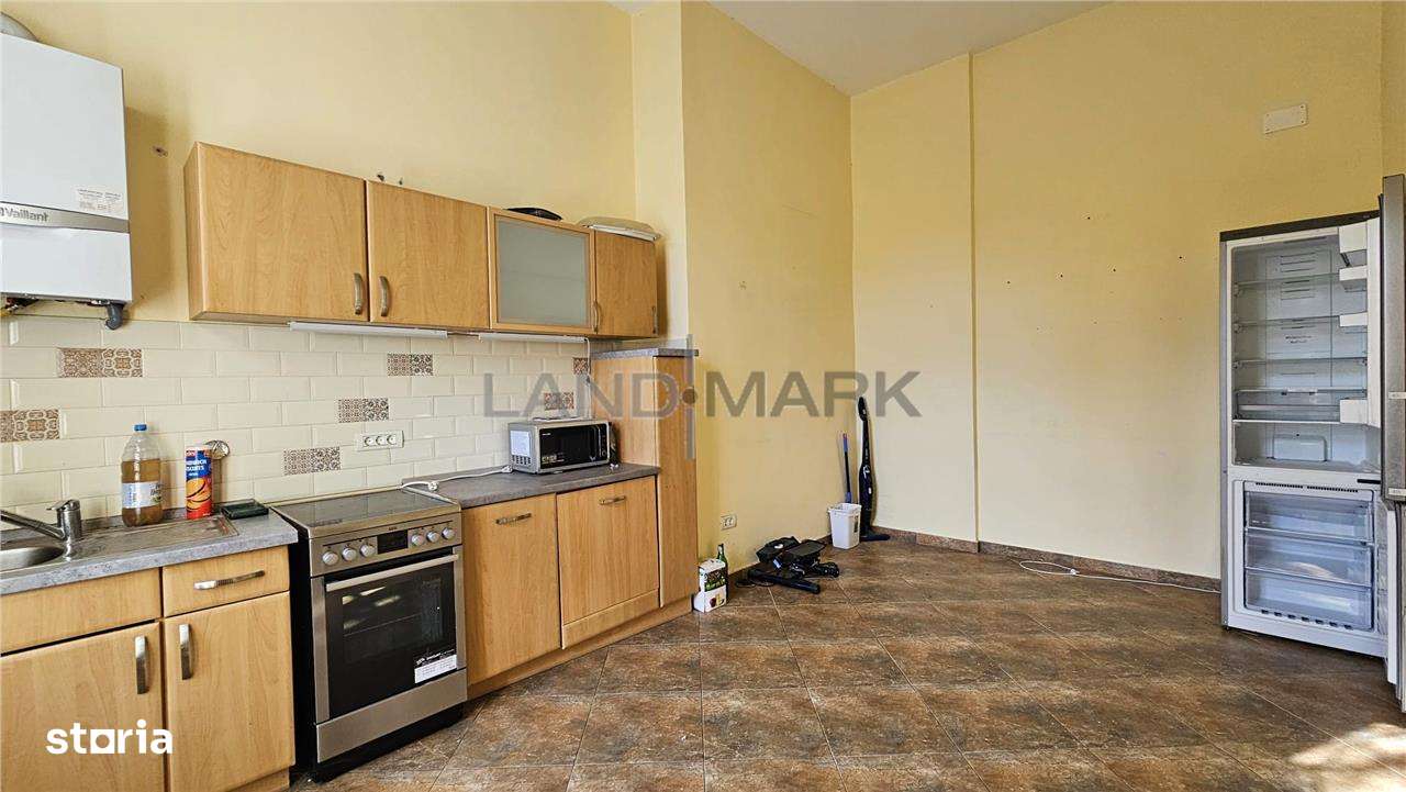 APARTAMENTBIROU 3 CAMERE DE INCHIRIAT CLADIRE ISTORICA  PIATA MOCIONI - Imagine principală: 4/16