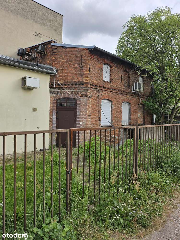 Kamienica w centrum Swarzędza -RYNEK, Klinika- Restauracja -Mieszkania-4