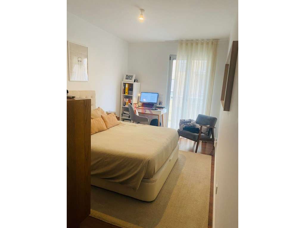 Apartamento T3 em Condomínio Fechado com Garagem e Jardim em Santo ...-16