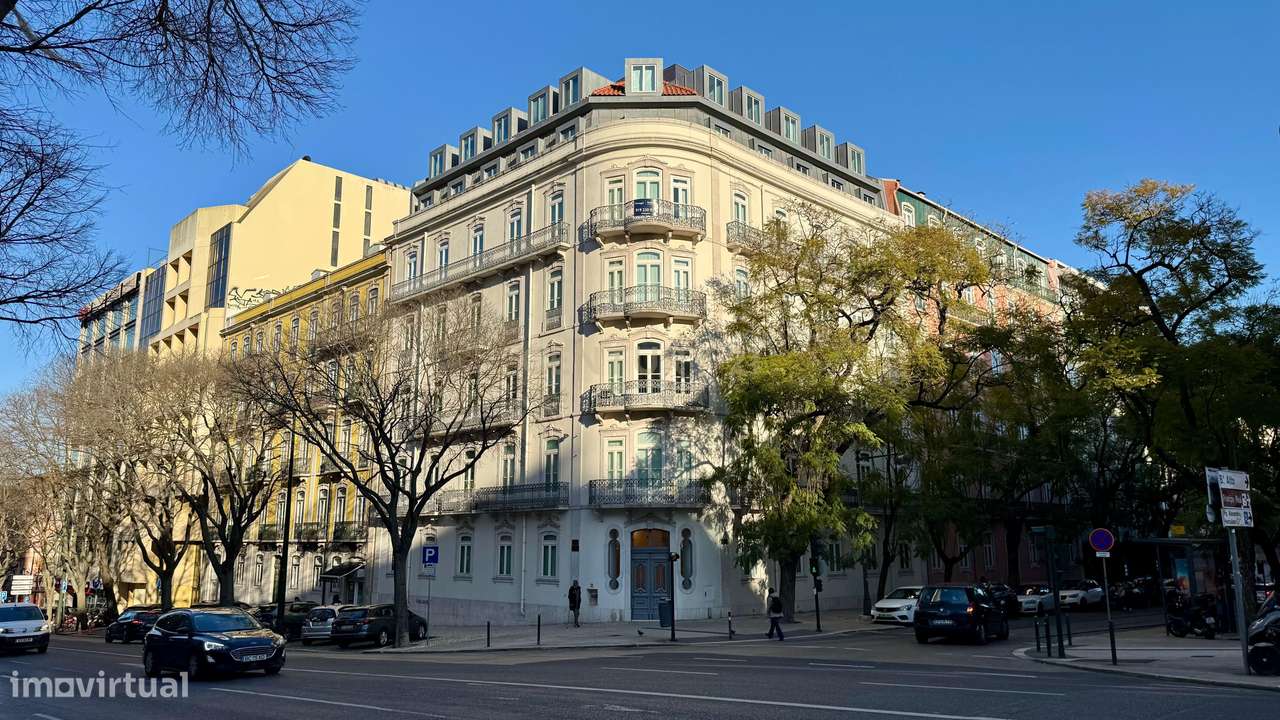 Apartamento com terraço - 83 m2 no prédio reconstruído em 2020 perto d - Grande imagem: 2/19