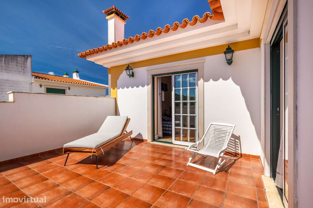 Luxuosa moradia, T5 com piscina e jardim em Pedrulheira-Marinha Grande-43
