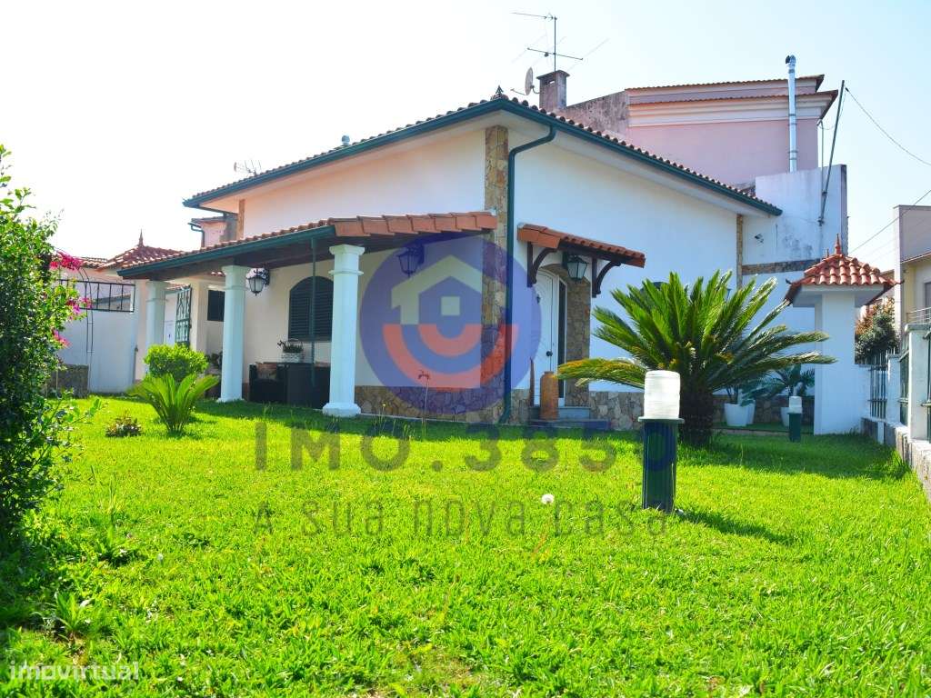 Moradia T3 em Mourisca do Vouga-0