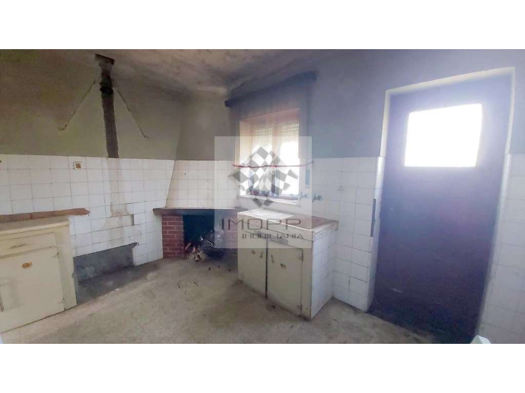 Fabulosa propriedade na zona centro do país com mais de 4.000m2 e m...-16