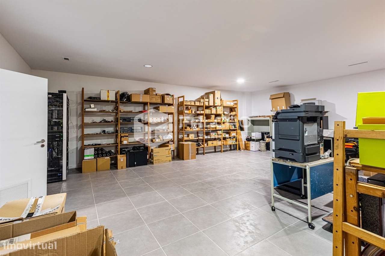 Loja T7 Venda em Santarém (Marvila), Santa Iria da Ribeira de Santarém-36