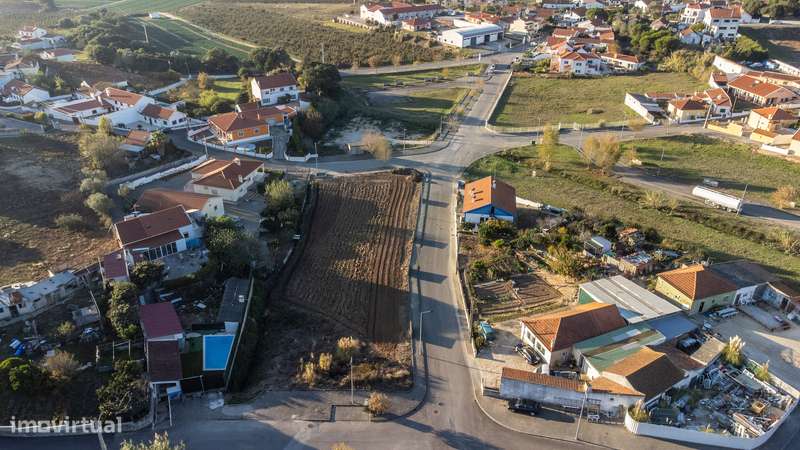 Moradia Térrea Moderna com Piscina | Torres Vedras-11