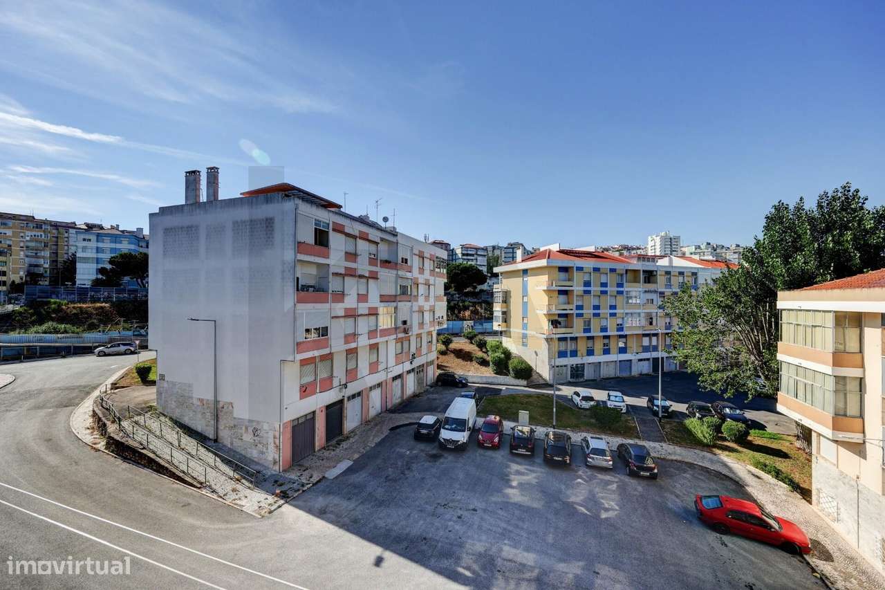 Apartamento T3 em Queluz-20