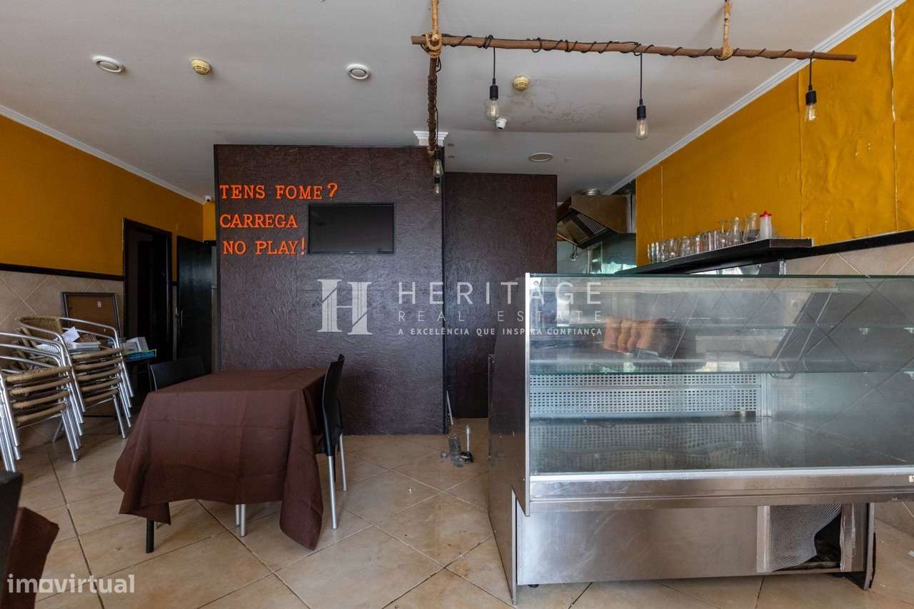 TRESPASSE EM SANTO ANTONIO DA CHARNECA BARREIRO - Grande imagem: 3/20