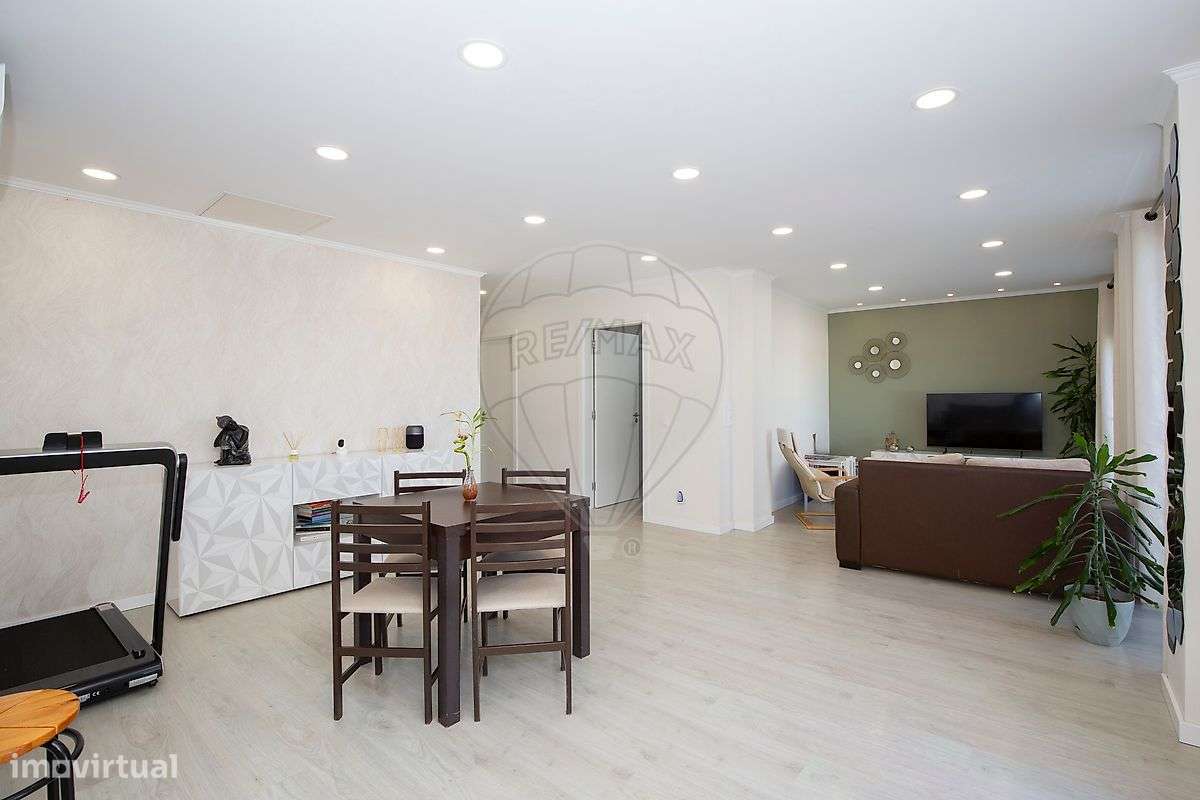 Moradia T2 para venda-10