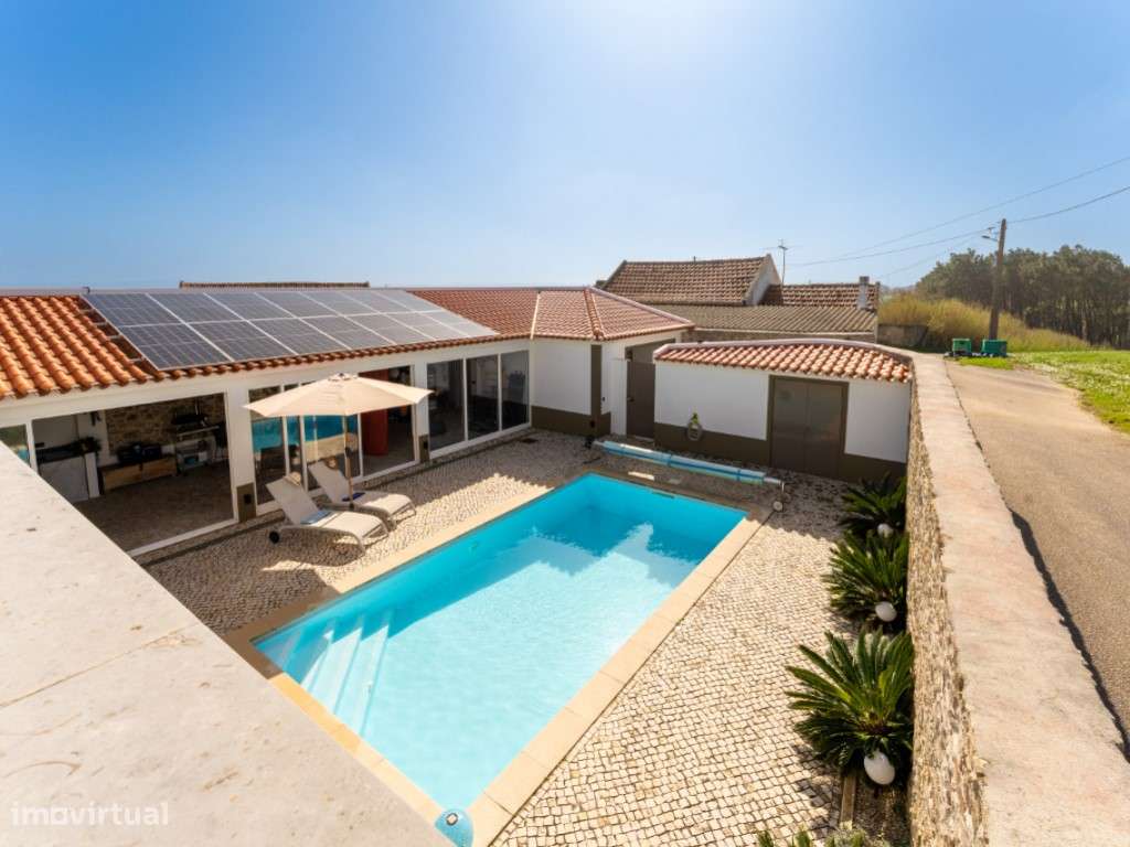 Moradia T3 com Piscina e Próxima do Mar na Serra do Bouro-24