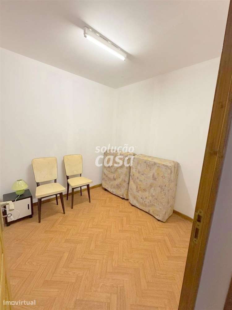 Excelente Oportunidade de Investimento em Canidelo! Apenas 1300 metros-9