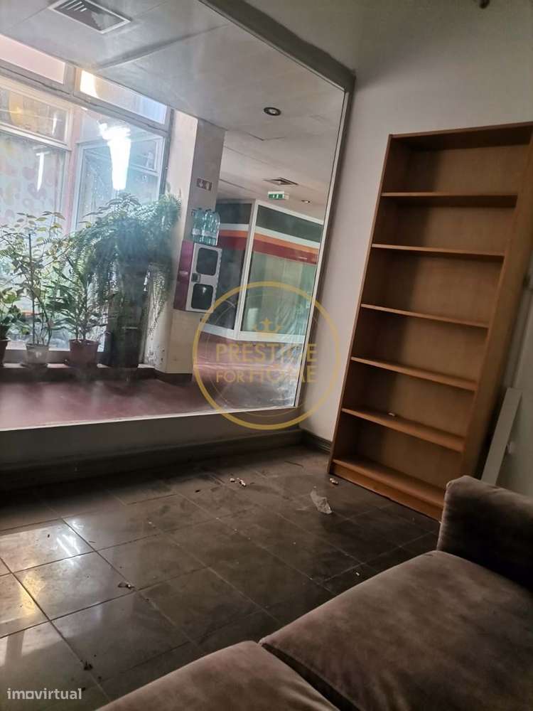 Espaço Comercial em Loulé-11