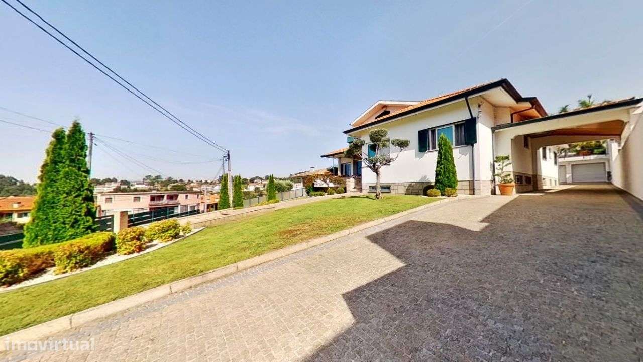 Moradia 4 Frentes | Piscina-45