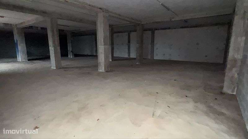 Armazem 369m2 Braga-Lago - Grande imagem: 4/10