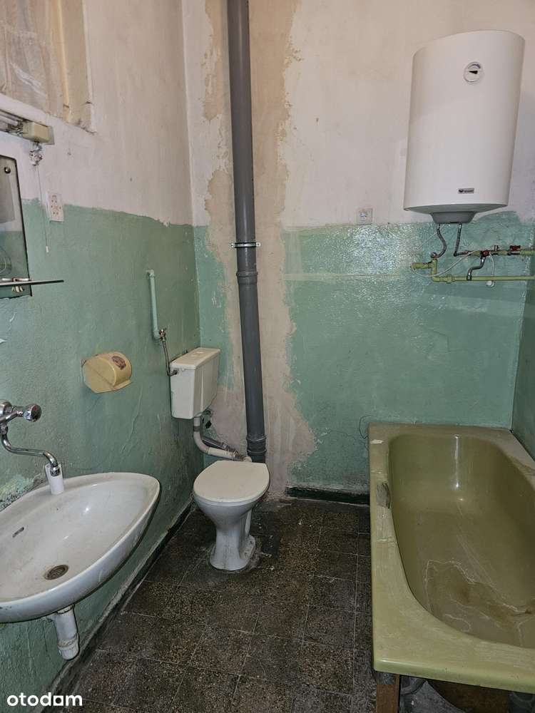 Przestronny lokal z potencjałem 77m2-2