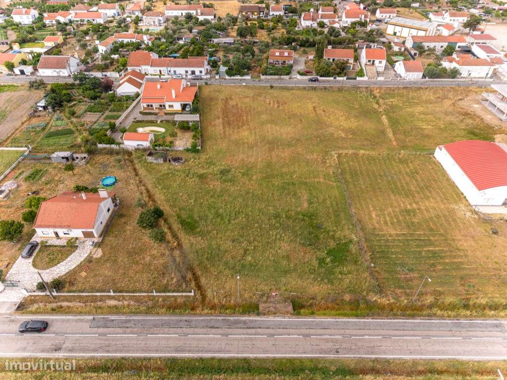 Construa a Casa que Sempre Imaginou | Lote Urbano com 3.704 m² em F...-12